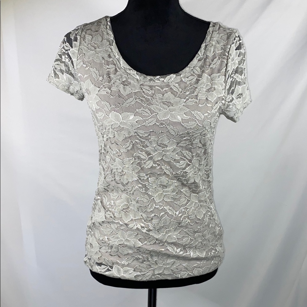 Banana Republic Gray Floral Lace Cap Sleeve Top Cottagecore Cap Sleeve Blouse PS